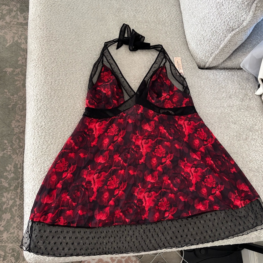 Cacique Red and Black Lace Chemise